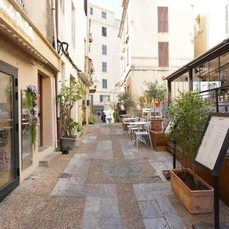 F3 Hyper Centre Vieille Coeur Historique D'ajaccio *